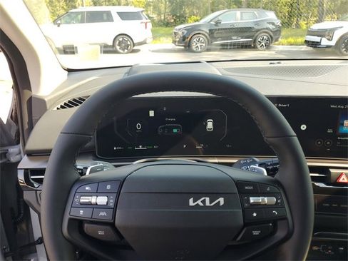 New 2026 Kia Sportage SX Prestige image 13