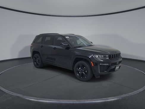 New 2026 Jeep Grand Cherokee Limited w/ Limited Altitude Package AWD/4WD image 3