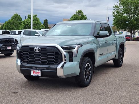 New 2026 Toyota Tundra SR5 w/ TRD Off-Road Package AWD/4WD image 4
