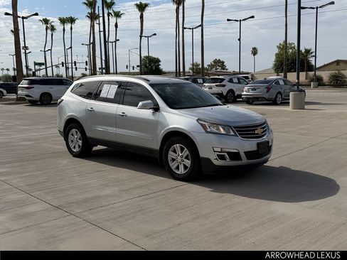 Used 2014 Chevrolet Traverse LT AWD/4WD image 9