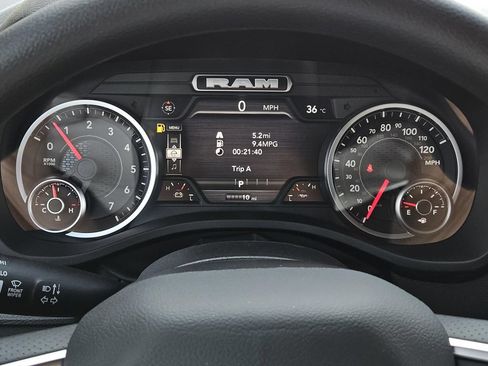 New 2026 RAM 1500 Express AWD/4WD image 19