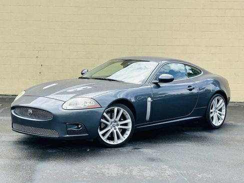 Used 2007 Jaguar XKR R RWD image 4