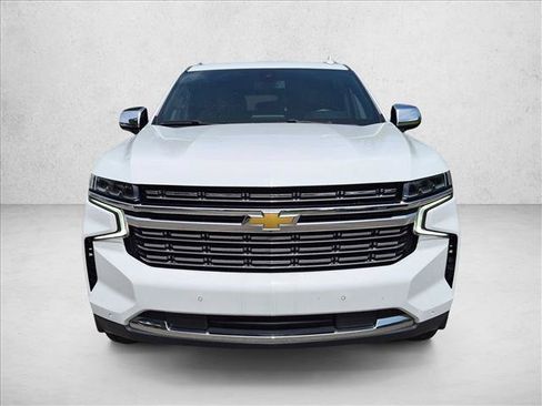 Used 2022 Chevrolet Tahoe Premier RWD image 2