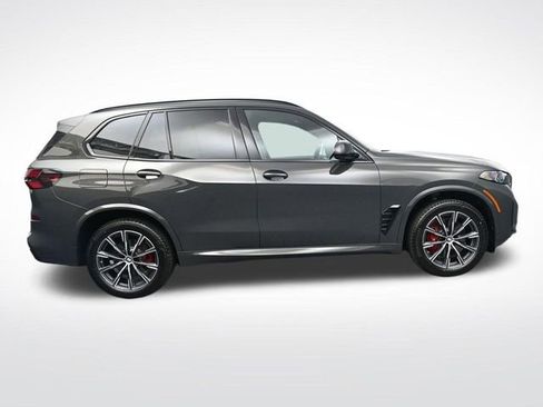 New 2026 BMW X5 xDrive40i w/ Executive Package AWD/4WD image 3