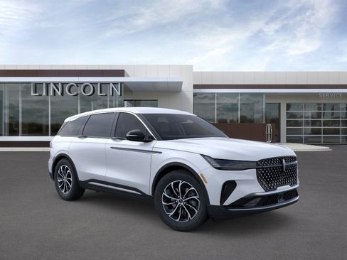 New 2026 Lincoln Nautilus Premier AWD/4WD image 7