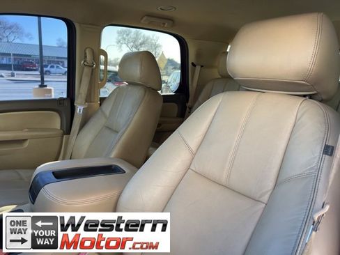 Used 2014 Chevrolet Tahoe LT w/ All-Star Edition image 11