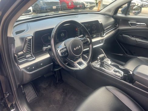 Certified 2023 Kia Sportage EX FWD image 6