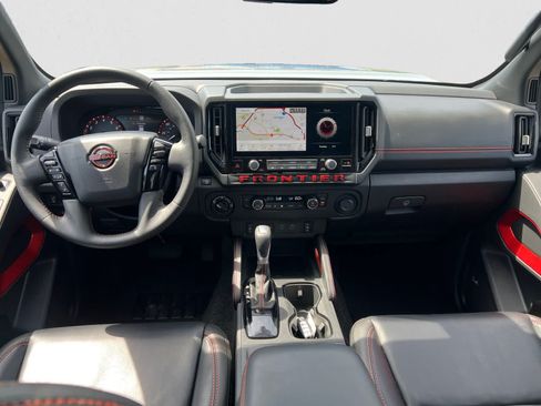 Certified 2025 Nissan Frontier PRO-4X w/ Pro Premium Package AWD/4WD image 14