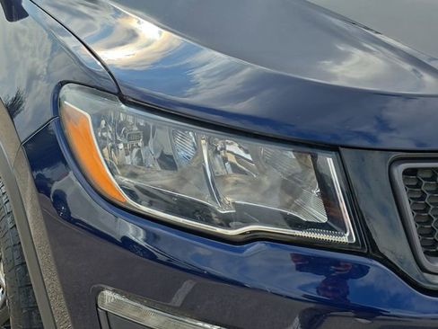 Used 2018 Jeep Compass Trailhawk w/ Cold Weather Group image 31