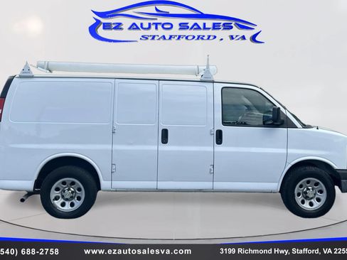 Used 2013 Chevrolet Express 1500 RWD image 4