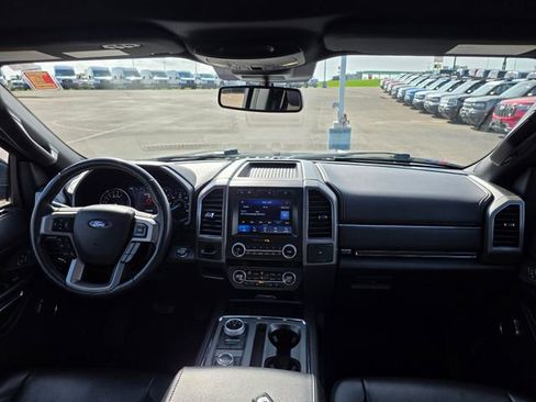 Used 2021 Ford Expedition Max XLT AWD/4WD image 16