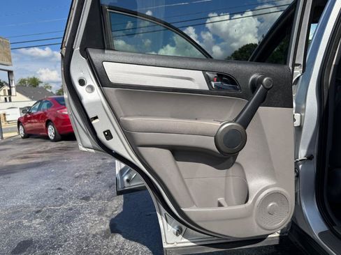 Used 2011 Honda CR-V SE image 12