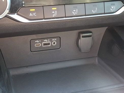 Used 2023 Nissan Altima 2.5 SR FWD image 29