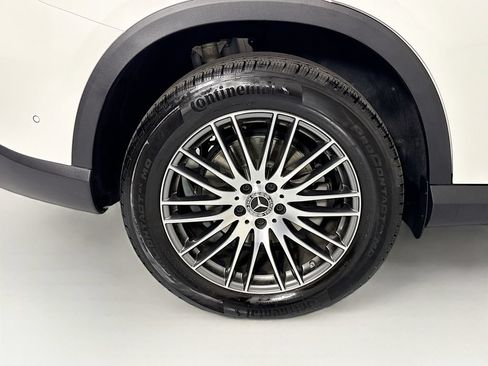 Certified 2026 Mercedes-Benz GLC 300 image 34