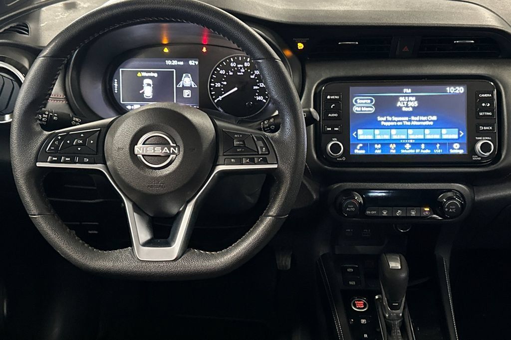 Used 2024 Nissan Kicks SR FWD image 16