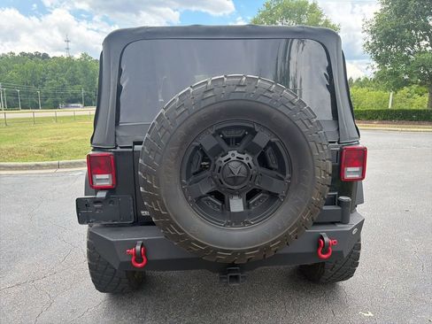 Used 2017 Jeep Wrangler Sport w/ Quick Order Package 23S AWD/4WD image 8