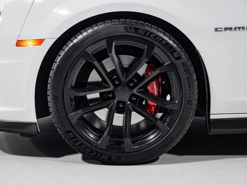 Used 2013 Chevrolet Camaro SS image 8