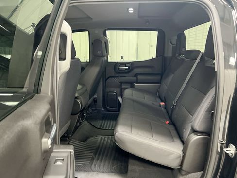 Used 2022 Chevrolet Silverado 1500 Custom AWD/4WD image 22