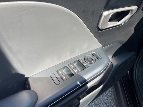Used 2025 Kia K4 FWD image 12