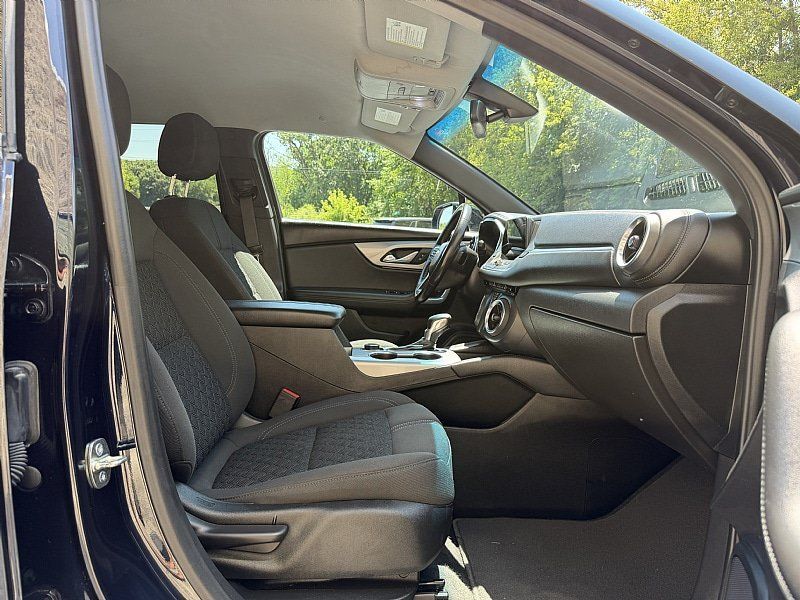 Used 2020 Chevrolet Blazer LT AWD/4WD image 16