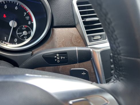 Used 2014 Mercedes-Benz ML 350 4MATIC image 11