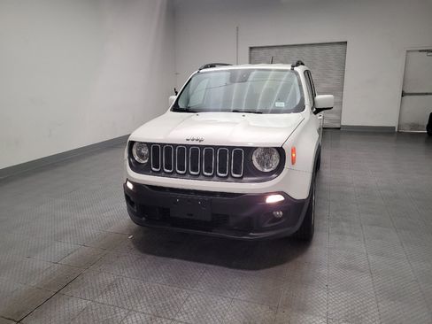 Used 2016 Jeep Renegade Latitude AWD/4WD image 15