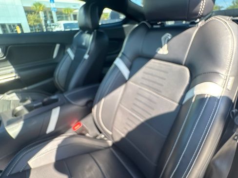 Used 2020 Ford Mustang Shelby GT500 w/ Technology Package RWD image 16