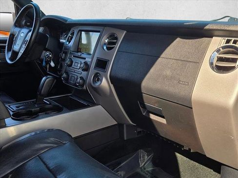 Used 2017 Ford Expedition XLT w/ Equipment Group 202A image 22