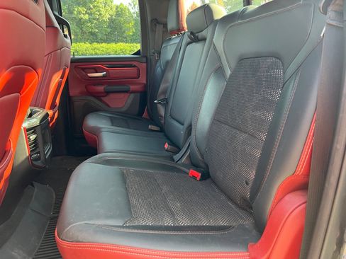 Used 2019 RAM 1500 Rebel AWD/4WD image 7