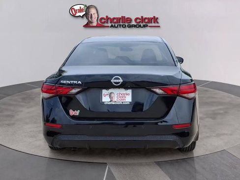 Certified 2025 Nissan Sentra S FWD image 4