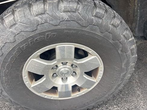 Used 2007 Toyota FJ Cruiser 4WD image 16