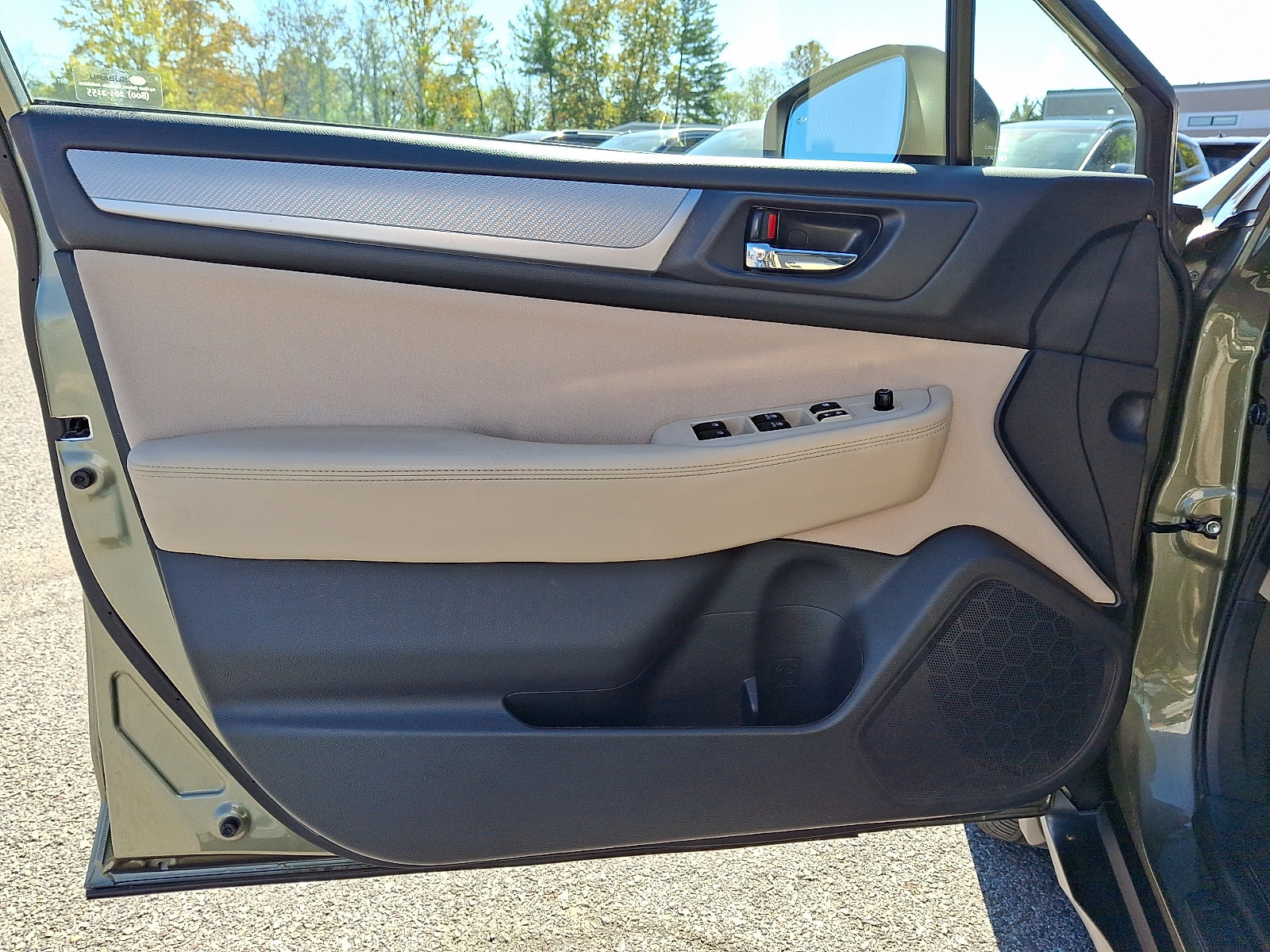 Used 2019 Subaru Outback 2.5i Premium AWD/4WD image 14