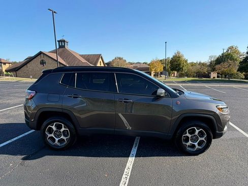 Used 2022 Jeep Compass Trailhawk w/ Trailhawk Convenience Group image 8
