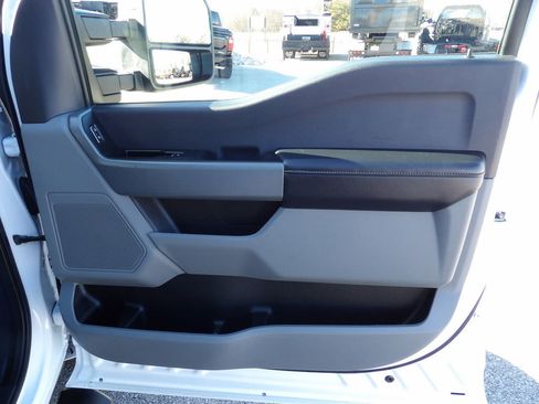 Used 2024 Ford F250 XLT image 41