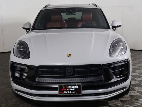 Used 2023 Porsche Macan S AWD/4WD image 13