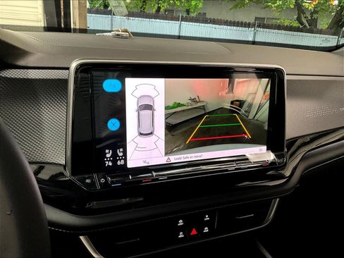 New 2026 Volkswagen Atlas Cross Sport SEL image 20