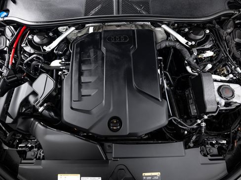 Certified 2025 Audi A5 2.0T Premium w/ Convenience Package image 18