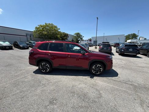 Used 2026 Subaru Forester Touring AWD/4WD image 2