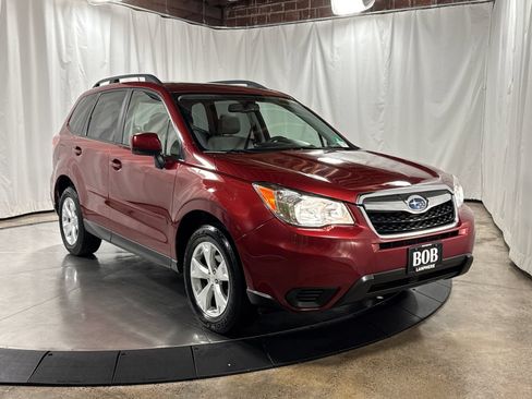 Used 2014 Subaru Forester 2.5i Premium w/ Popular Package #1 AWD/4WD image 10