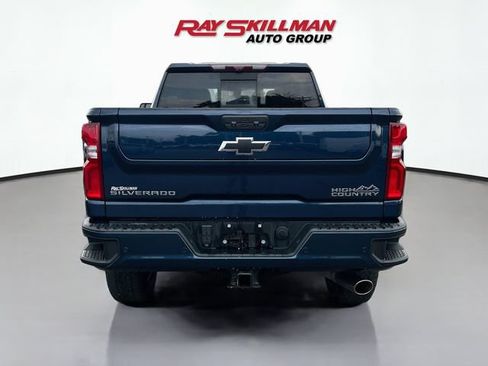 Used 2022 Chevrolet Silverado 2500 High Country w/ Z71 Off-Road Package AWD/4WD image 6