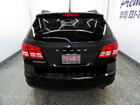 Used 2020 Dodge Journey SE w/ SE Popular Equipment Group FWD image 5