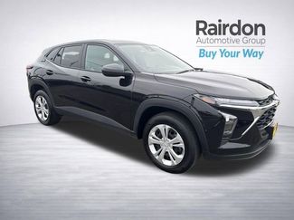 Used 2025 Chevrolet Trax LS 360° Tour