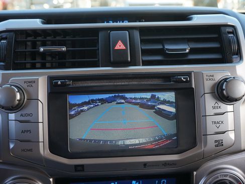 Used 2015 Toyota 4Runner Limited AWD/4WD image 24