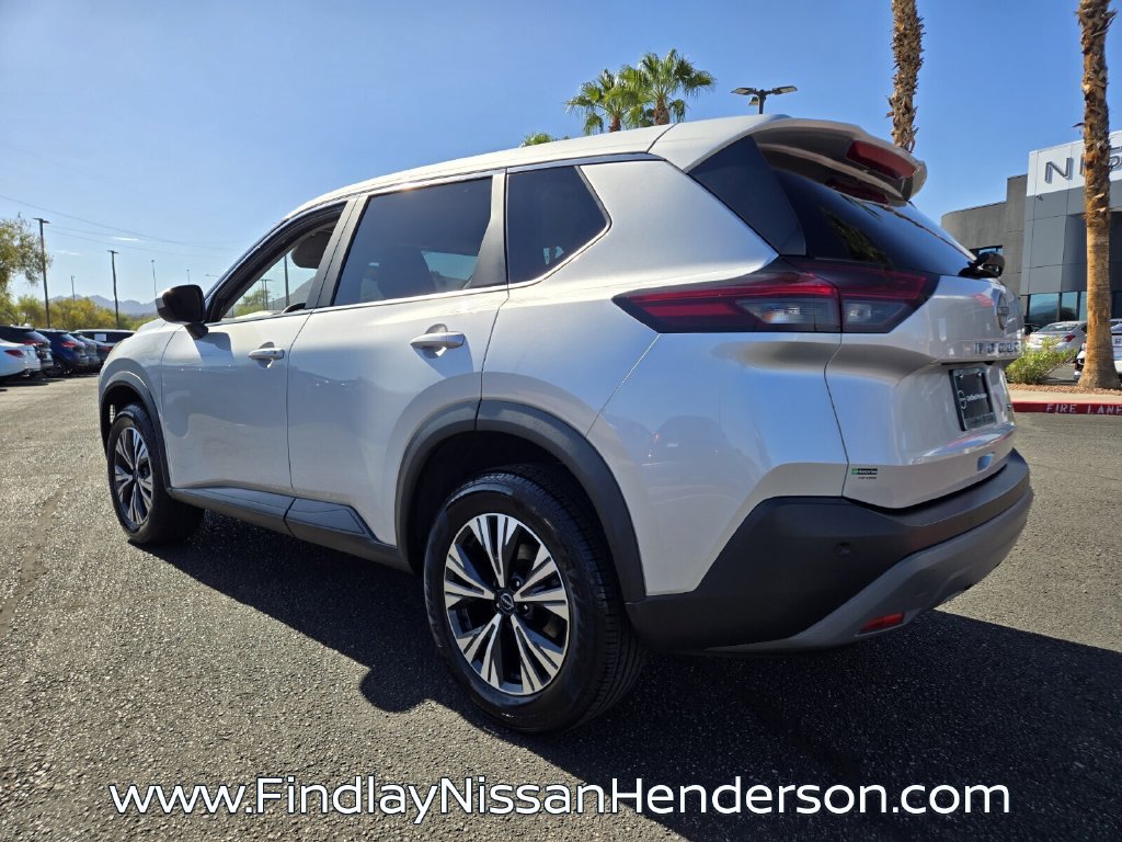 Used 2023 Nissan Rogue SV FWD image 4