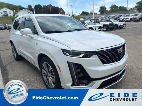 Used 2022 Cadillac XT6 Premium Luxury AWD/4WD image 1
