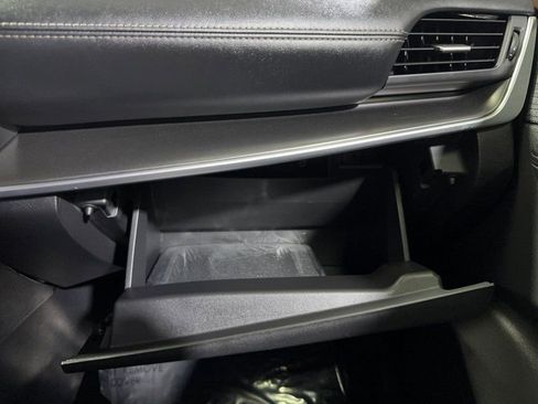 Used 2023 Nissan Rogue SV image 26