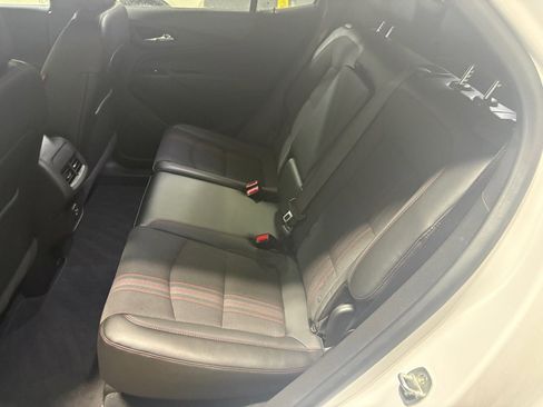 Used 2023 Chevrolet Equinox RS image 24