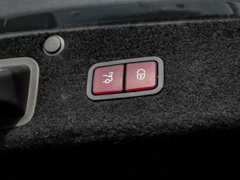 Used 2019 Mercedes-Benz S 560 4MATIC Sedan image 80