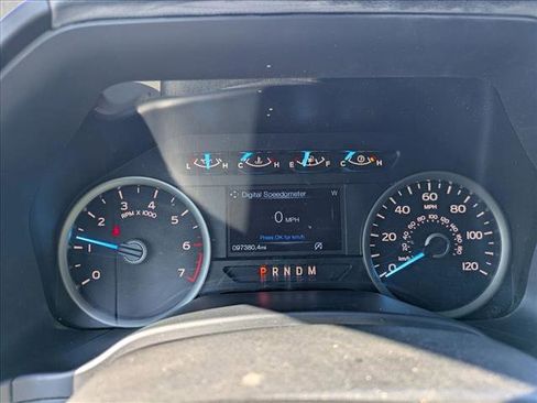 Used 2018 Ford F150 XLT w/ Equipment Group 302A Luxury image 9