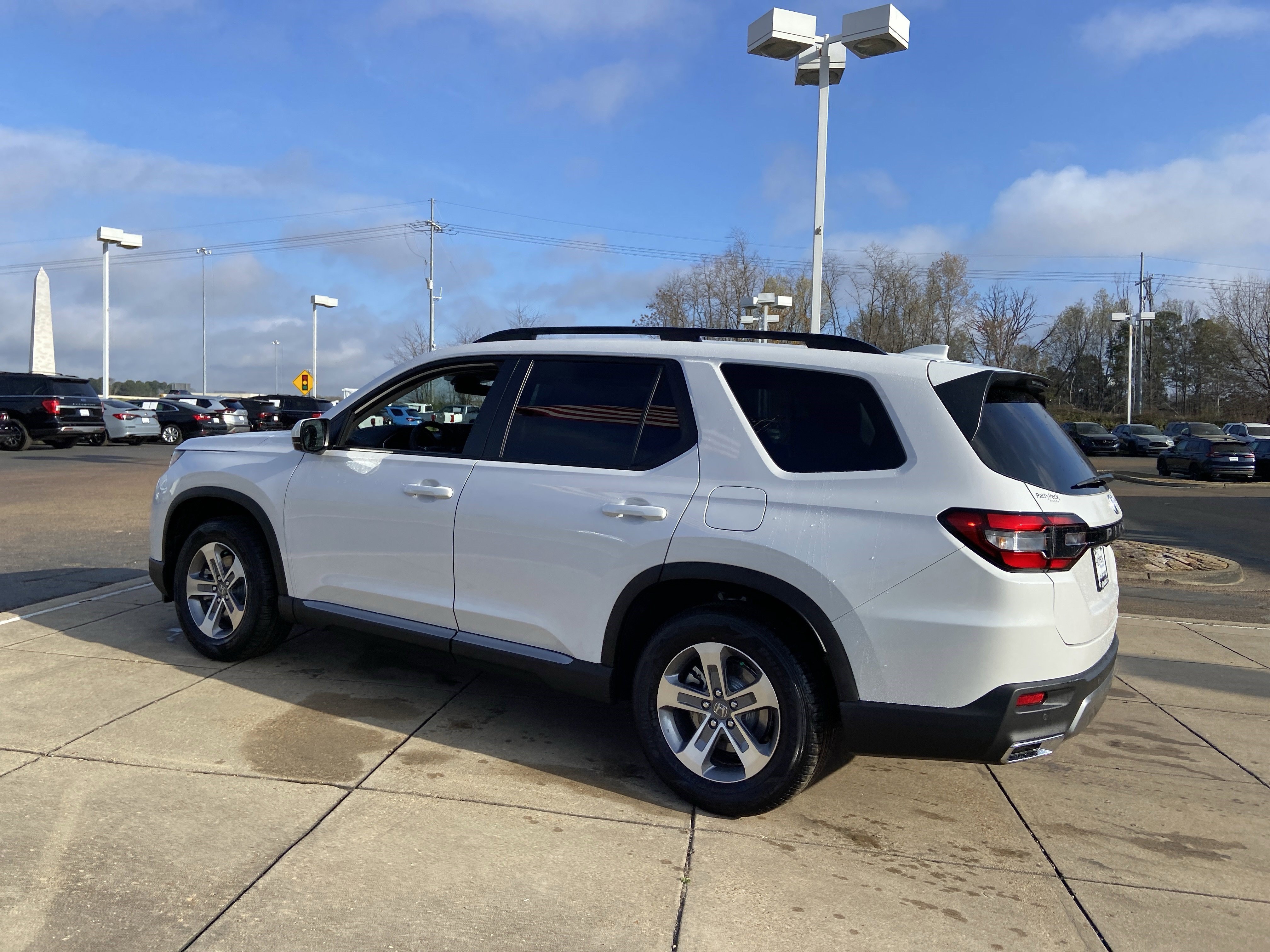 New 2026 Honda Pilot EX-L image 7